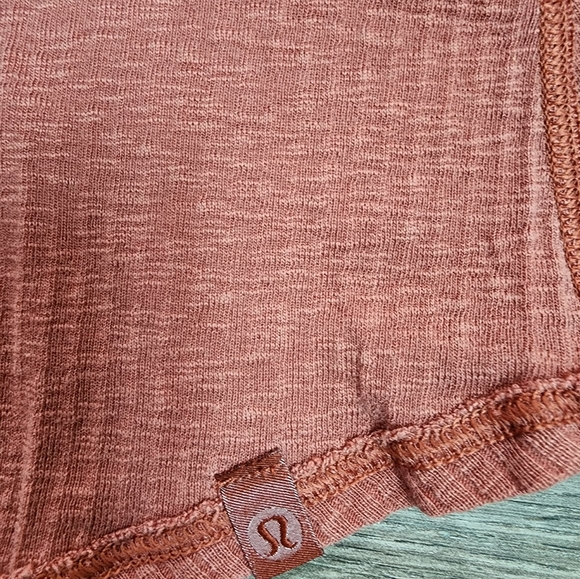 Lululemon Dare to Drape ribbed knit long sleeve shirt - Picture 3 of 5